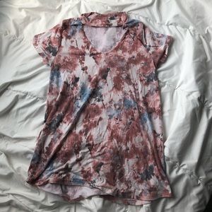 floral v-neck cut out top 💐✨